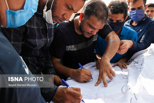 من صدای کارگران هستم!/ 7 نکته دربارۀ سفر نمایندگان مجلس به هفت‌تپه