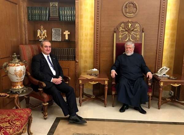 دبیرکل حزب الکتائب در انفجار بیروت جان باخت دبیرکل حزب الکتائب در انفجار بیروت جان باخت