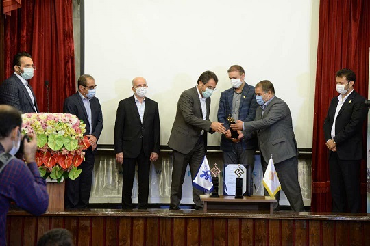 کلکسیون افتخارات تکمیل شد/ بیدبلند خلیج فارس پروژه برتر ایران شد