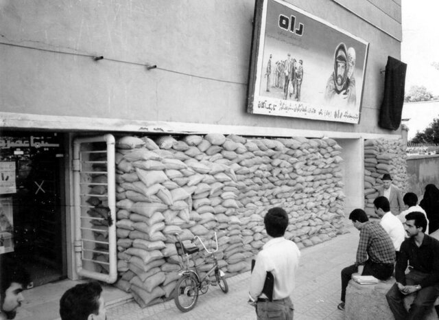 تأثیر ترکشهای جنگ و ویروس کرونا بر سینما (+عکس) سینمای ایران