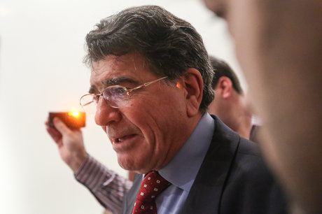 به شایعهها درباره استاد شجریان توجه نکنید به شایعهها درباره استاد شجریان توجه نکنید