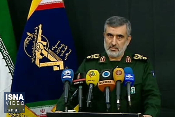 توضیحات سردار حاجی زاده درباره شلیک موشک های بالستیک از اعماق زمین توضیحات سردار حاجی زاده درباره شلیک موشک های بالستیک از اعماق زمین