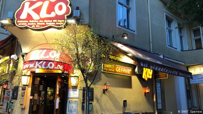 مهمانی و کافهها دلیل اصلی رشد کرونا در آلمان کافه کلو برلین