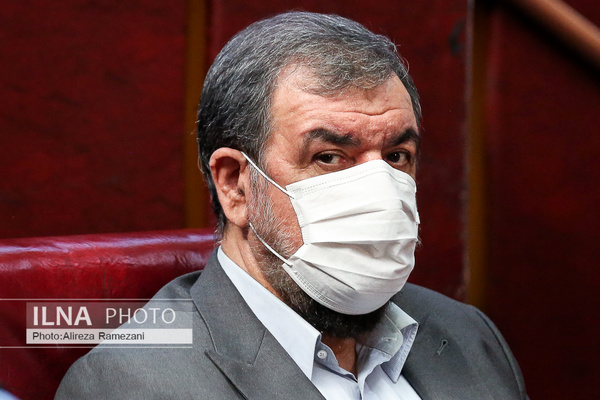 انتقاد اینستاگرامی محسن رضایی از وضعیت بازار بورس انتقاد اینستاگرامی محسن رضایی از وضعیت بازار بورس