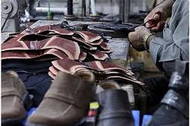 مصرف سالانه بیش از ۲۰۰ میلیون جفت کفش توسط ایرانی ها مصرف سالانه بیش از ۲۰۰ میلیون جفت کفش توسط ایرانی ها