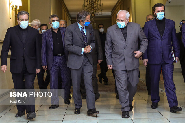 قدردانی مدیرکل آژانس بینالمللی انرژی اتمی از ظریف مدیرکل آژانس اتمی و ظریف