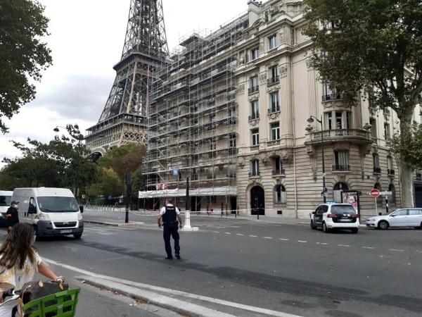 تخلیه برج ایفل به دلیل تهدید به بمب‌گذاری