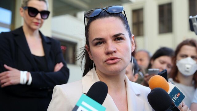 ضربالاجلرهبر اپوزیسیون بلاروس به لوکاشنکو برای استعفا سوتلانا تیخانوفسکایا