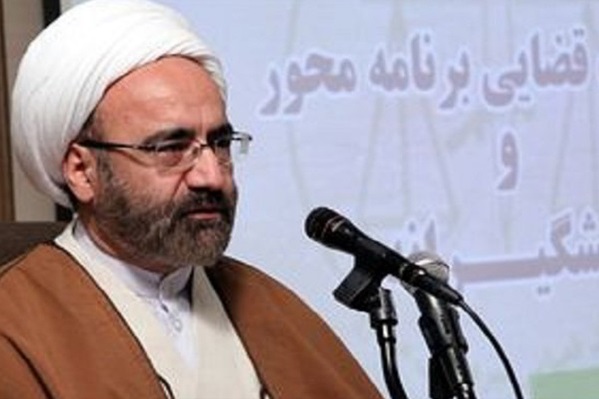 معاون قوه قضاییه: جای تأسف دارد که مردم با واژه «مسئول» به یاد دزدی و اختلاس می‌افتند