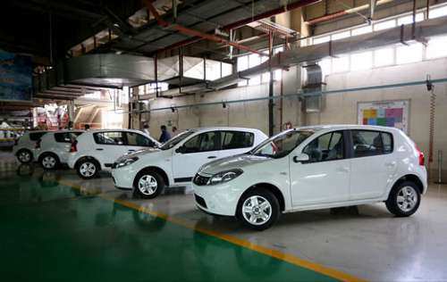 معاون مهندسی پارس خودرو:  شماره گذاری ۳ هزار رنو مانده در پارکینگ ها در حال انجام است / دیگر خودروی رنو نداریم معاون مهندسی پارس خودرو:  شماره گذاری ۳ هزار رنو مانده در پارکینگ ها در حال انجام است / دیگر خودروی رنو نداریم