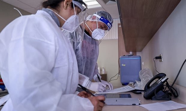 تزریق واکسن کرونای چینیها به یک میلیون نفر تزریق واکسن کرونای چینیها به یک میلیون نفر