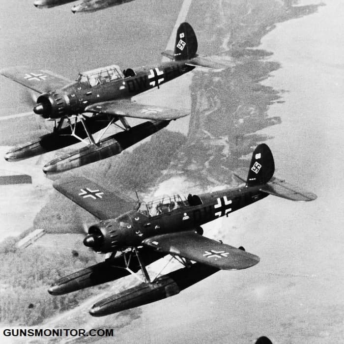 نگاهی به تاریخچه پرنده های آب نشین نظامی/بخش دوم(+عکس) نگاهی به تاریخچه پرنده های آب نشین نظامی/بخش دوم(+عکس)