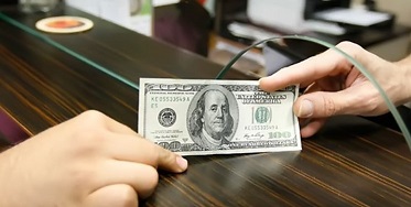 نرخ خرید و فروش دلار و یورو در صرافی بانکها نرخ خرید و فروش دلار و یورو در صرافی بانکها