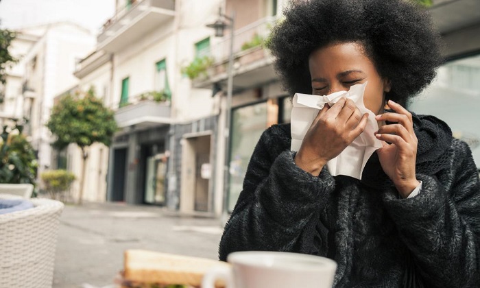 رنگ مخاط بینی و آنچه درباره شرایط سلامت شما بیان میکند رنگ مخاط بینی و آنچه درباره شرایط سلامت شما بیان میکند