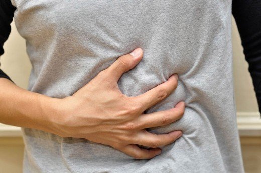 بی‌اشتهایی و نفخ شکم از علائم شایع کروناست/ معجزه «سیاه‌دانه و عسل»