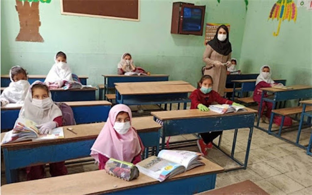 آموزش کلیه دروس در تمامی مقاطع تحصیلی، حضوری است