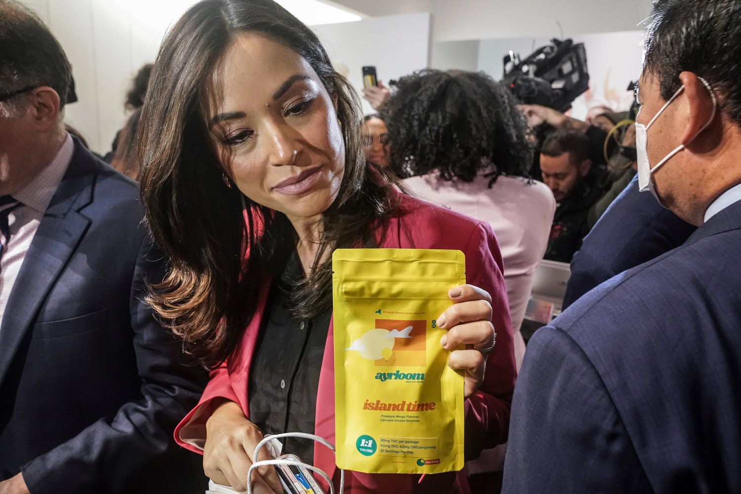 افتتاح اولین فروشگاه قانونی ماریجوانا در نیویورک (+عکس) / فروش ب