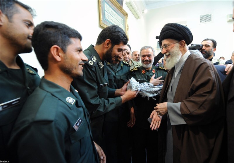 بازداشت چند افسر سوریه به اتهام افشای اطلاعات برای شهادت نظامی ایران بازداشت چند افسر سوریه به اتهام افشای اطلاعات برای شهادت نظامی ایران