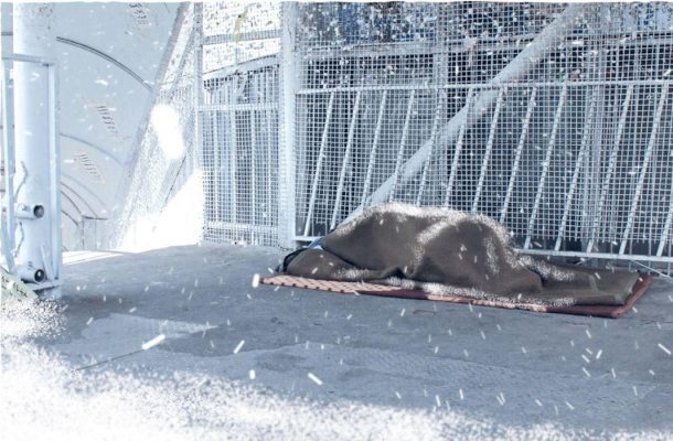 روایت تلخ زنان و مردانی که در زمستان سردِ سخت، پناهی ندارند روایت تلخ زنان و مردانی که در زمستان سردِ سخت، پناهی ندارند