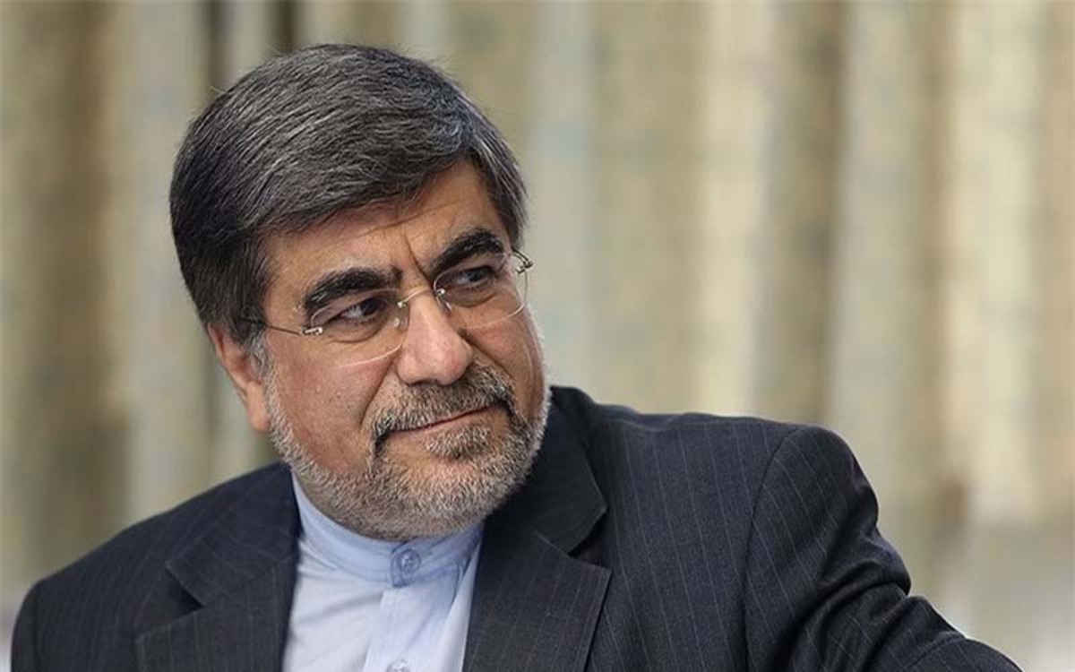 علی جنتی: هاشمی می فهمید با اجبار نمی شود جامعه را به یک سمت کشاند/  آقای هاشمی بود و ایده هایی که در ذهن داشت را عمل می کرد، ما «جمهوری» دیگری داشتیم