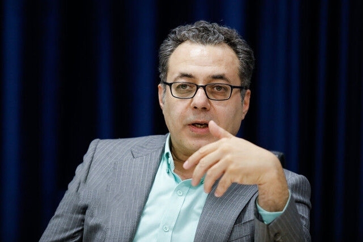 سخنگوی وزارت صمت به پلیس: به جای نظر دادن درمورد خودرو، به فاجعه ترافیک تهران بپردازید