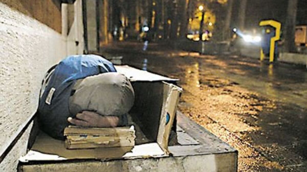 شهرداری تهران: در صورت مشاهده افراد بی‌سرپناه با ۱۳۷ تماس بگیرید