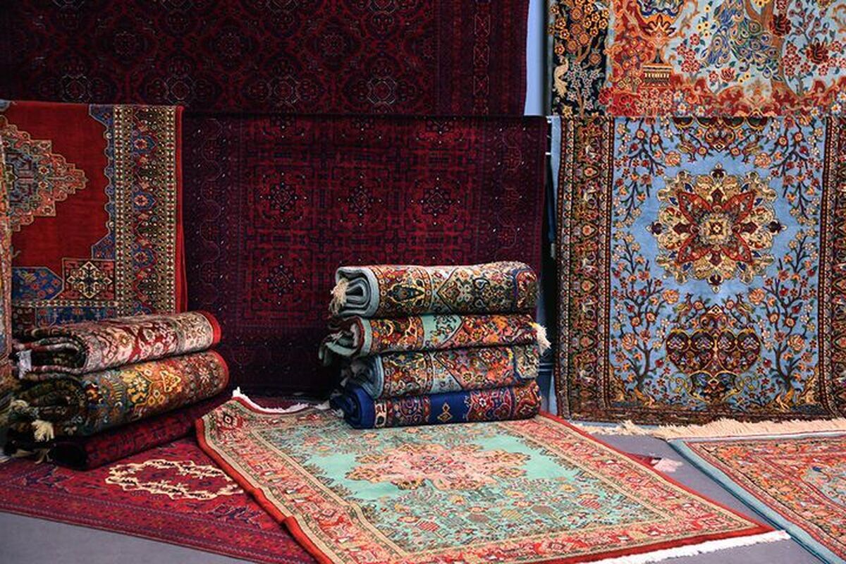 اتحادیه فرش دستباف: به دلیل تحریم‌ها در‌های اروپا و آمریکا روی قالی دستباف بسته است/ مجوز شرکت در نمایشگاه آلمان را ندادند
