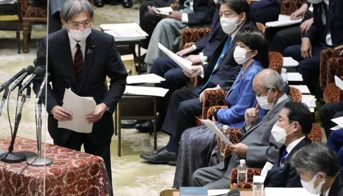 ژاپن؛ استعفای وزیر به اتهام سوء استفاده مالی / پرداخت 1500 دلار به منشی، عدم اعلام دارایی و ...