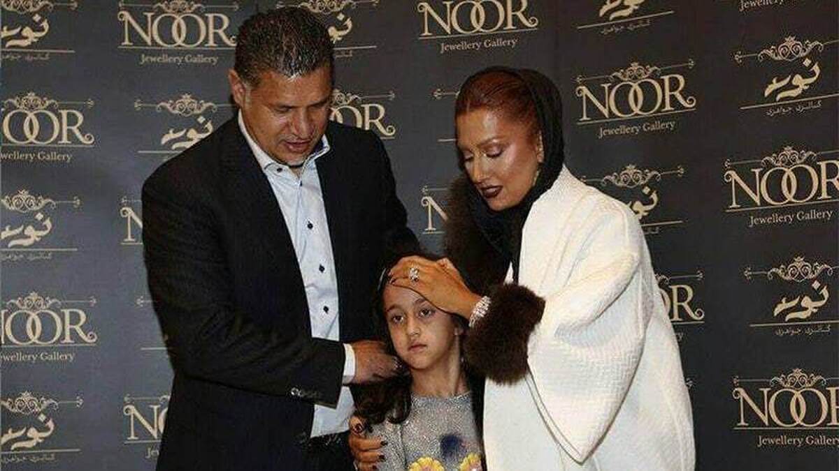 مونا فرخ‌ آذری، همسر علی دایی کیست؟