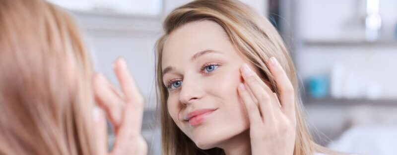 از بین بردن گودی زیر چشم با دو روغن طبیعی از بین بردن گودی زیر چشم با دو روغن طبیعی