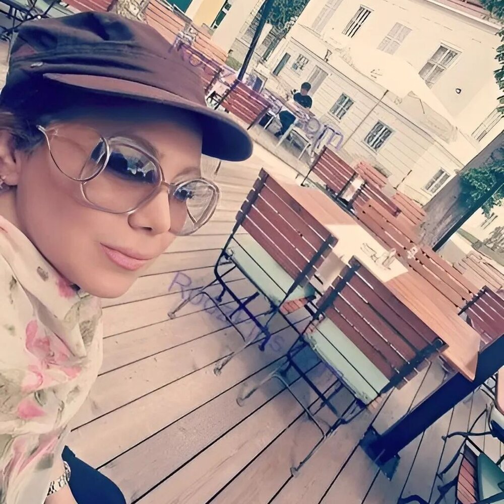 بهنوش بختیاری مهاجرت بهلندنِ یکی از پرکارترین سلبریتیهای صداوسیما و سینما؟ (+عکس)