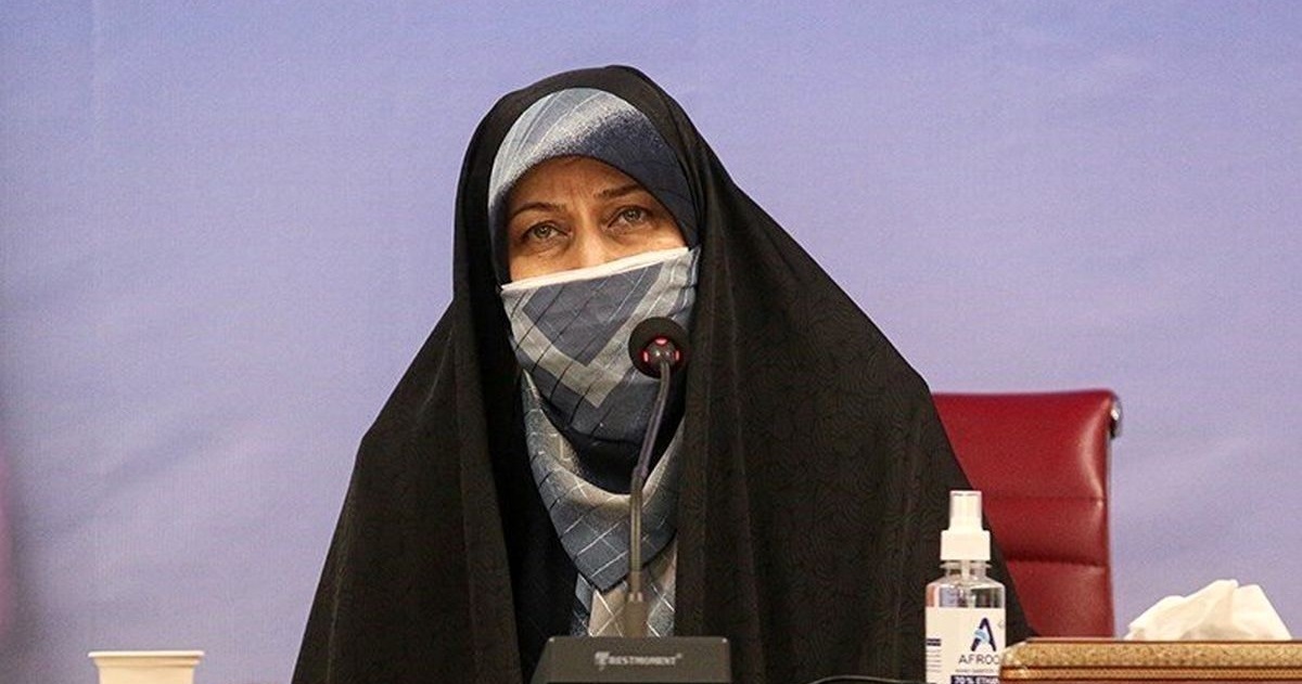 انسیه خزعلی: زنانی را برای «عضویت در کابینه» به رئیس‌جمهور معرفی کرده‌ایم/ خانم ها آن گونه که باید در میدان حاضر نمی شوند