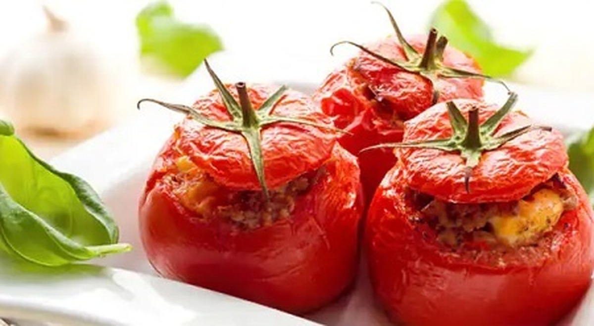 طرز تهیه چند مدل غذای رژیمی خوشمزه با گوجه