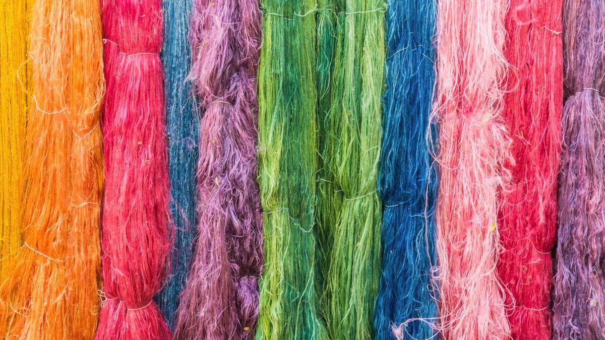 علت جمع شدن پرز در ناف چیست؟