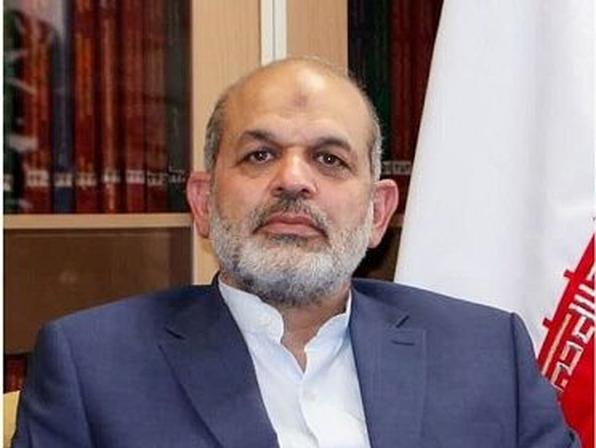 وزیر کشور: حضور روستاییان در شهر از سیاست نظام نیست/ پیش‌بینی شده ۱۰۰ هزار تسهیل‌گر در مناطق روستایی فعال شوند