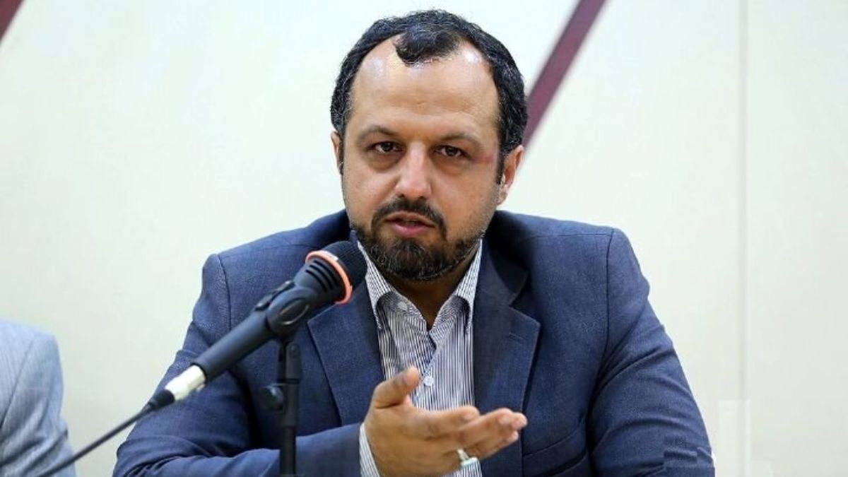 وزیر اقتصاد: اگر قیمت ارز، به دو برابر رقم کنونی هم افزایش یابد، نفعی متوجه دولت نمی شود