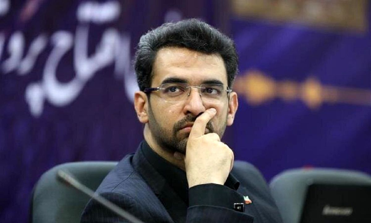 آذری جهرمی: اگر سیاستگذاران خواستند سرشان را زیر برف کنند، صاحب اختیارند اما انتظار اول بودن هم نداشته باشند
