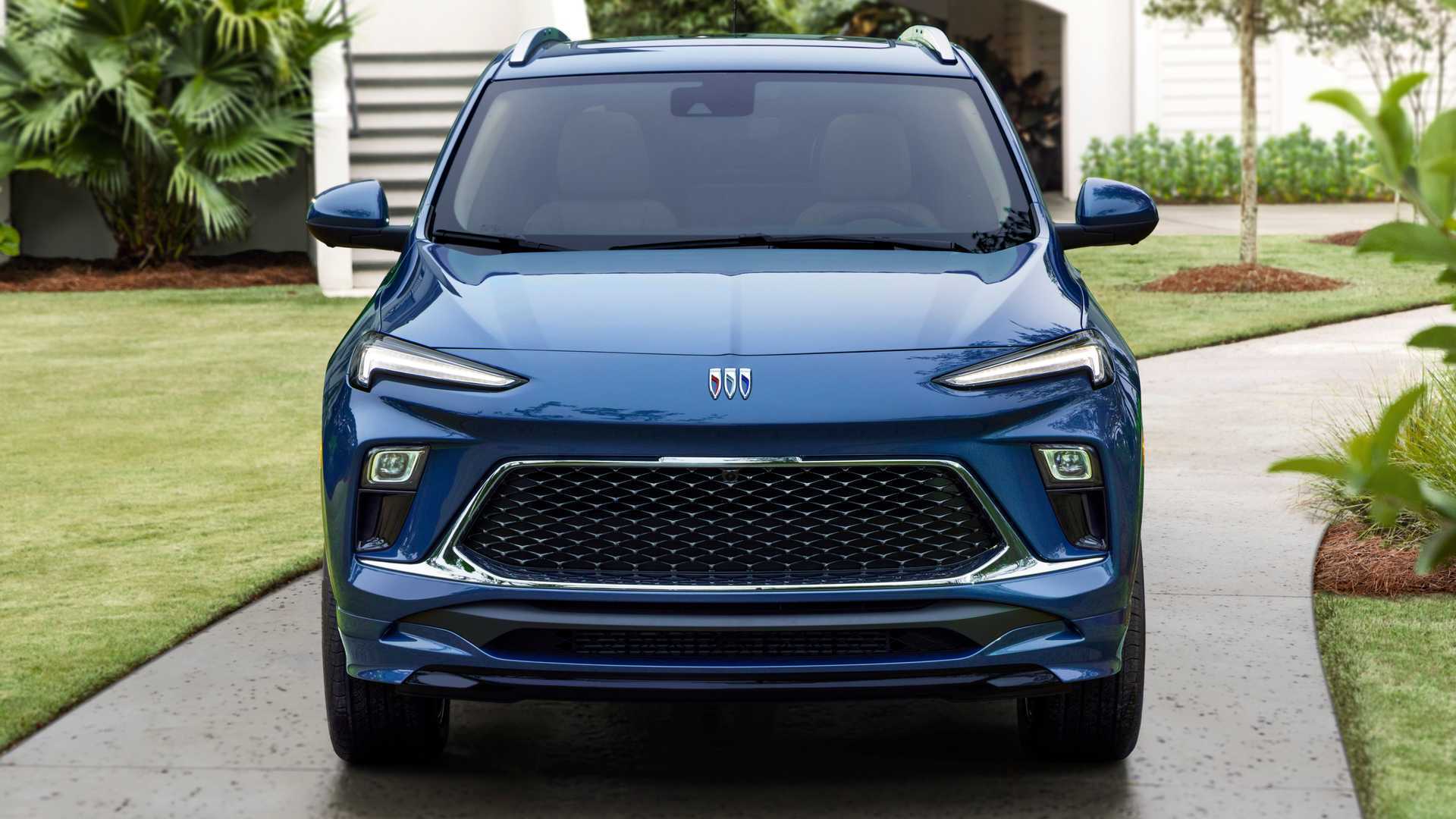 بیوک انکور GX؛ یک کراس اوور همه چیز تمام! (+عکس) بیوک انکور GX؛ یک کراس اوور همه چیز تمام! (+عکس)