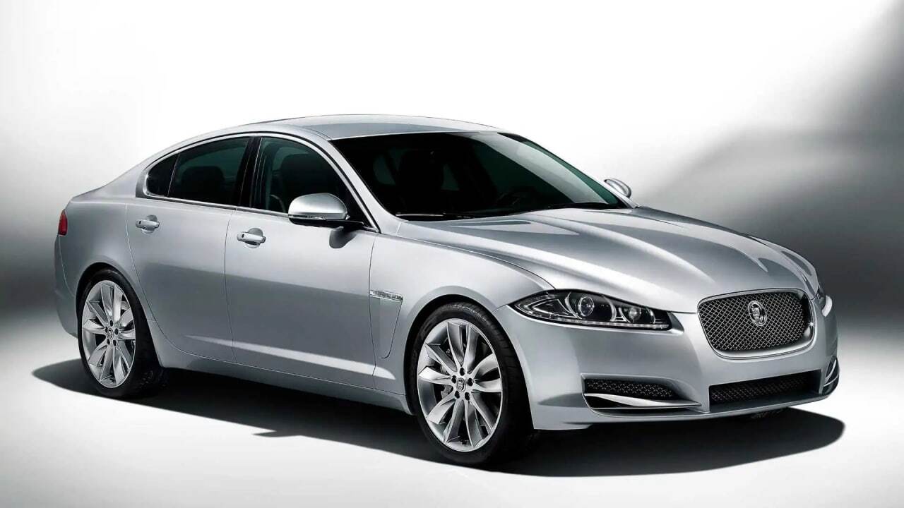 خرید خودرو در آمریکا با 3 فیلتر/ کمتر از 10 هزار دلار، 150 هزار کیلومتر کارکرد و پیشرانه 300 اسب بخاری (+عکس)