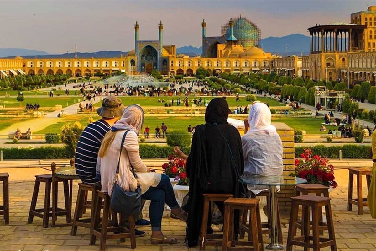 آقای ضرغامی! شما گل فرمایش کردی، اما مثال قحط بود؟