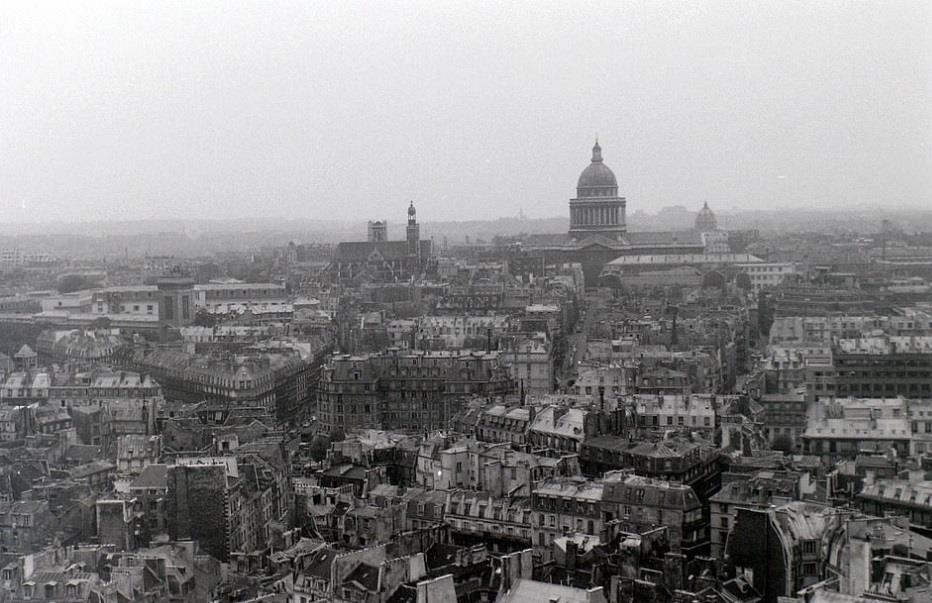 پاریس به روایت خانم استاین