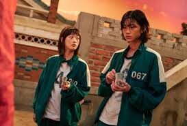 فیلم ها برای مخاطبان به عنوان یک جاذبه تفریحی و سرگرمی بسیار مهم هستند فیلم ها برای مخاطبان به عنوان یک جاذبه تفریحی و سرگرمی بسیار مهم هستند