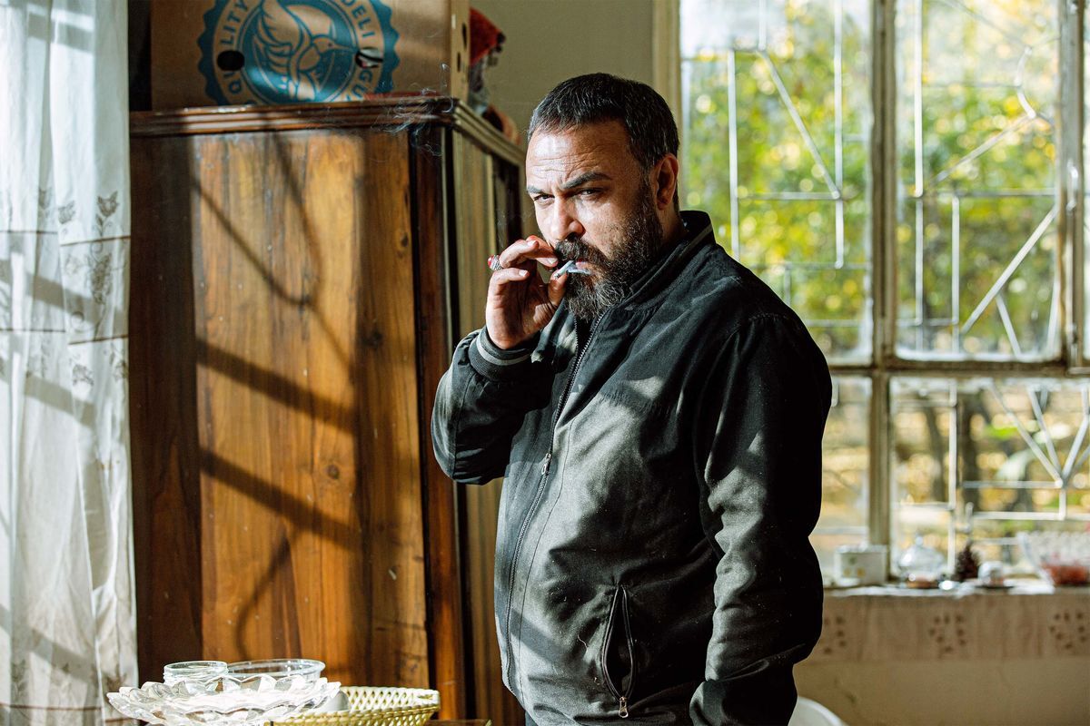 انتقاد کیهان از سریال «پوست شیر»: با شیوه‌های زیرپوستی اعتبار پلیس را مخدوش می‌کند!