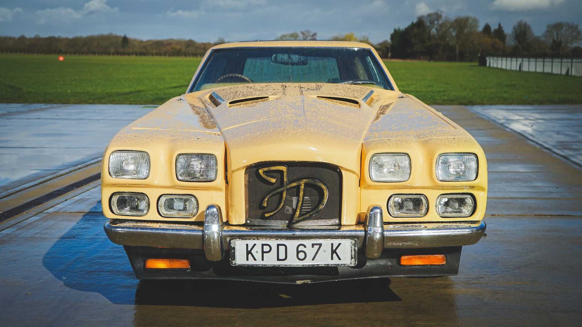 هیولا؛ عجیب ترین خودروی جهان با پیشرانه جنگنده اسپیت فایر به فروش می رسد! (+عکس) هیولا؛ عجیب ترین خودروی جهان با پیشرانه جنگنده اسپیت فایر به فروش می رسد! (+عکس)