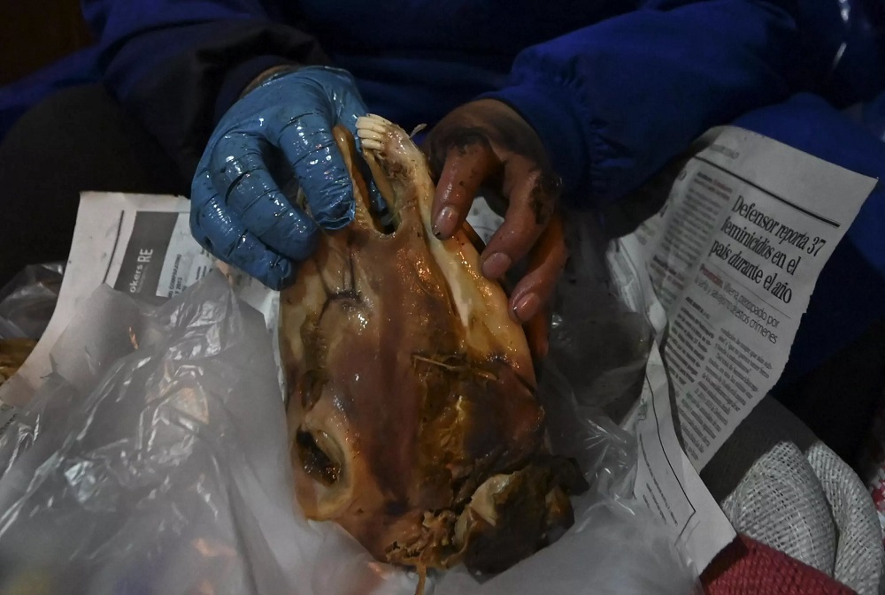 کله گوسفند غذای محبوب بولیوی کله گوسفند غذای محبوب بولیوی