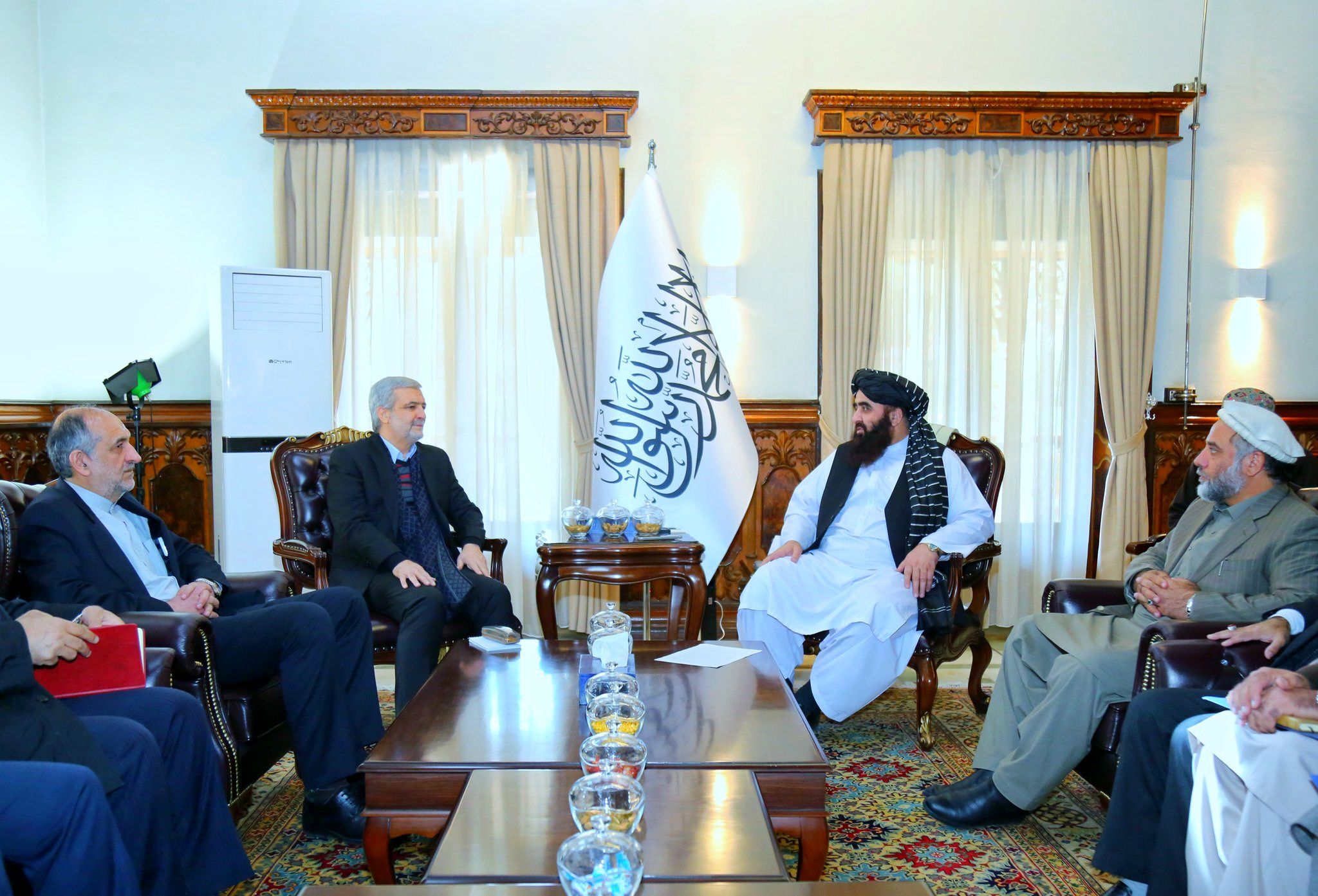 نگاهی به 20 ماه رابطه «کجدار و مریز» ایران و طالبان نگاهی به 20 ماه رابطه «کجدار و مریز» ایران و طالبان