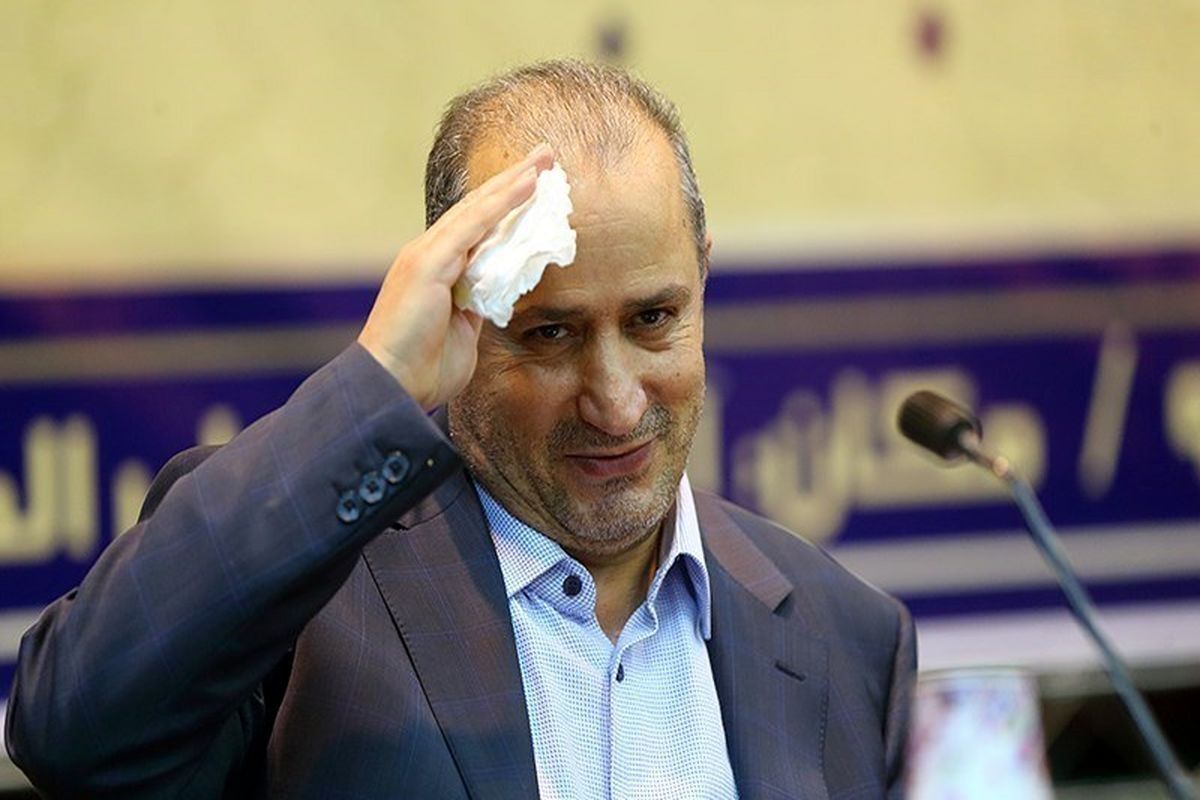 طعنۀ مجری تلویزیون به تاج و رفقا در فدراسیون فوتبال:  خدا را شکر صعود نکردیم وگرنه چیزی از بیت‌المال نمی‌ماند!