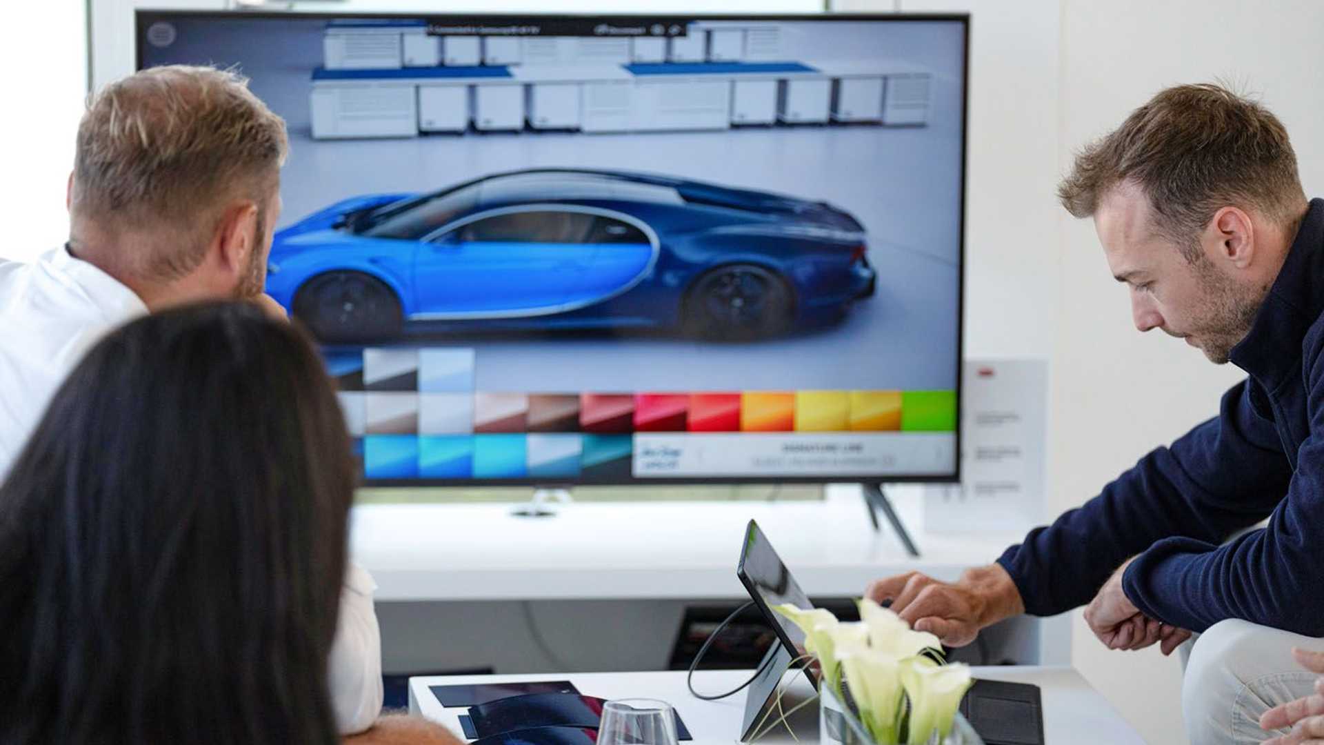 بوگاتی شیرون؛ خودرویی که فقط رنگ آمیزی آن به 600 ساعت زمان نیاز دارد