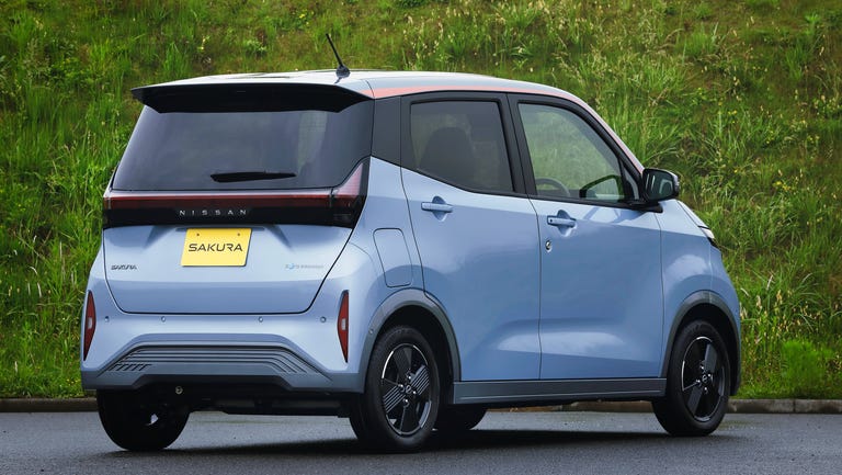 ساکورا؛ نیسان یک خودروی جدید 14 هزار دلاری معرفی کرد (+عکس) ساکورا؛ نیسان یک خودروی جدید 14 هزار دلاری معرفی کرد (+عکس)
