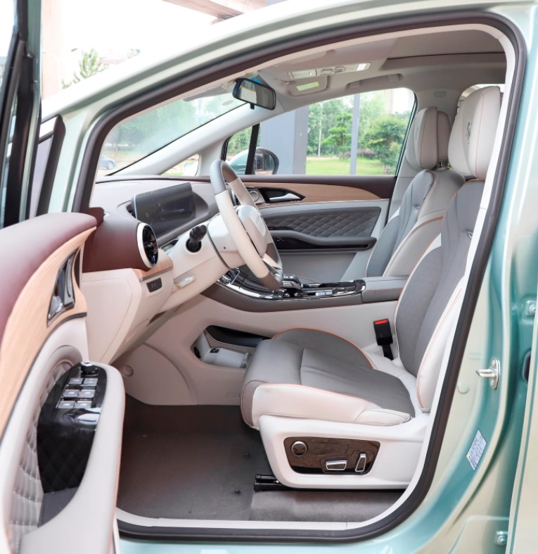 مدیر بازاریابی خودروسازی فردا: فروش خودرو جدید  مدیر بازاریابی خودروسازی فردا: فروش خودرو جدید